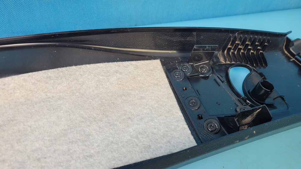 фото №11, Mercedes a w177 sedan обшивка стійка середнього l