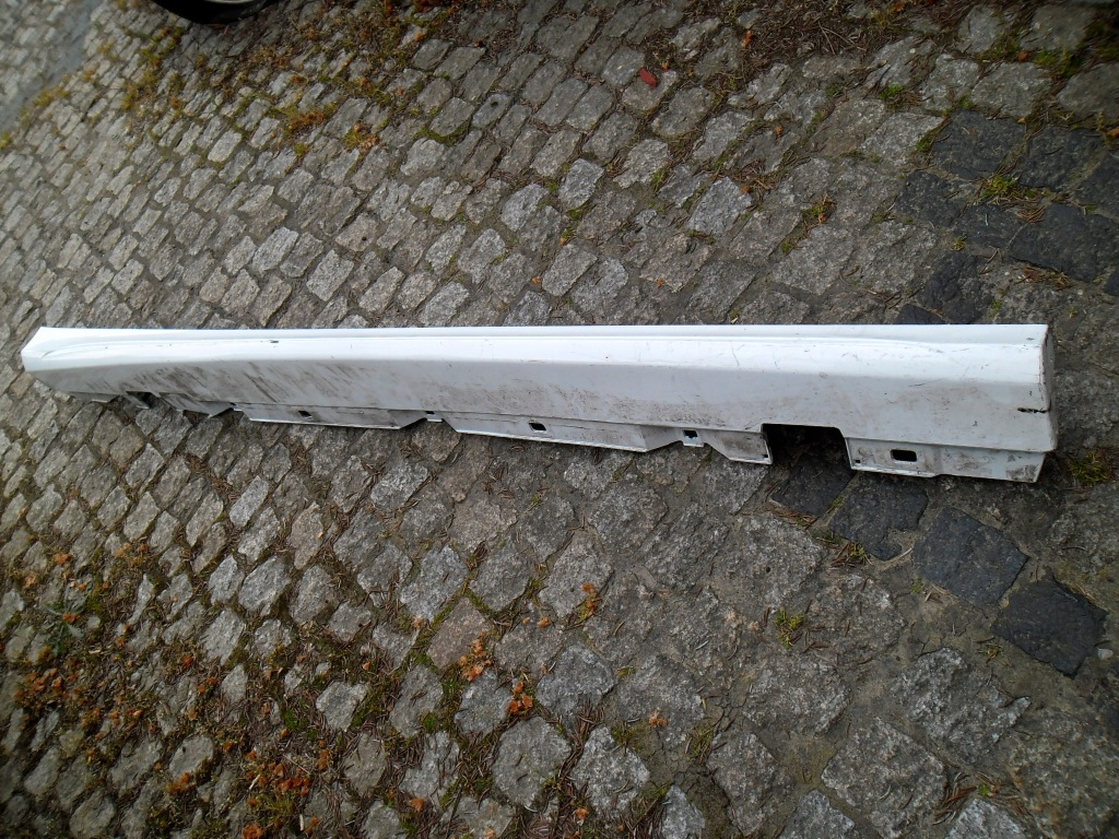 фото №2, Mercedes a 177 молдинг порог порог amg w177 порог