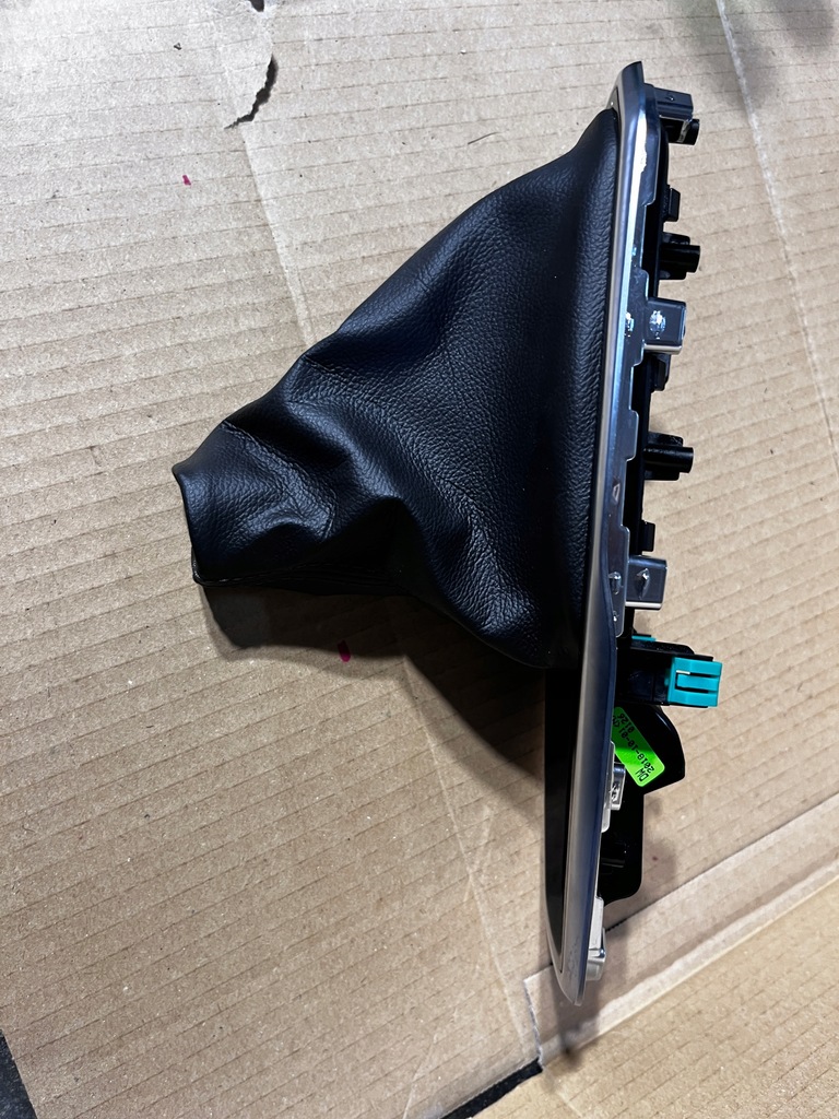 фото №4, 115 renault koleos ii ручка перемикання передач чохол