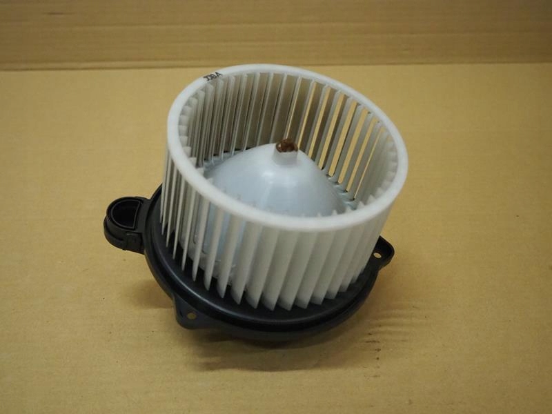 фото №1, Воздуходувка вентилятор отопитель hyundai i20 ii