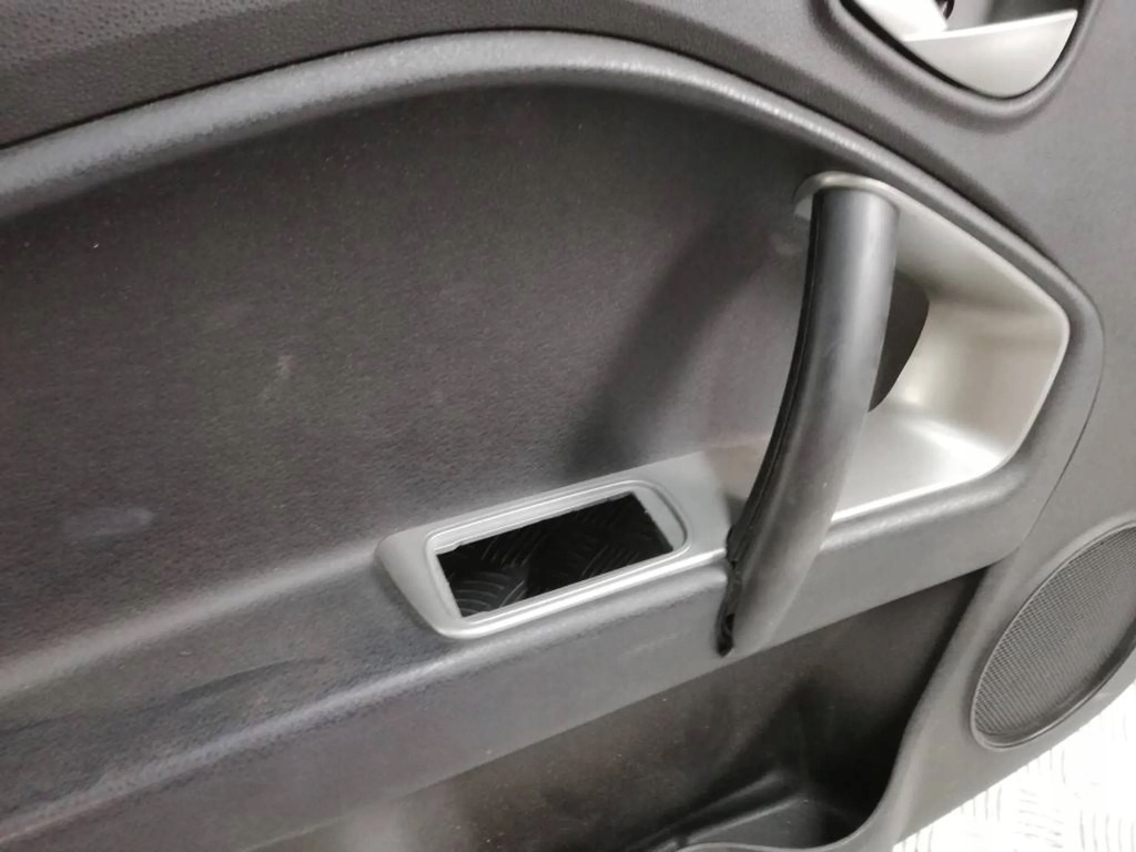 фото №2, Alfa romeo mito обшивка двері лівий