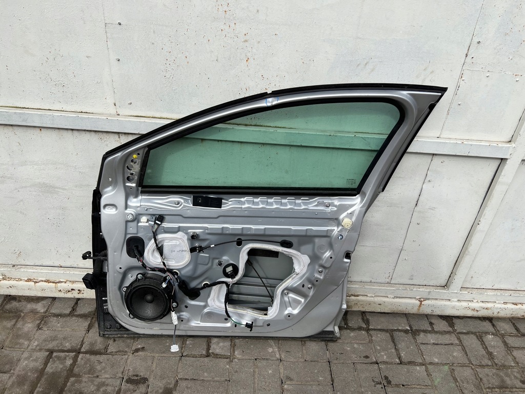 фото №5, Дверь правое перед передние megane iv 4