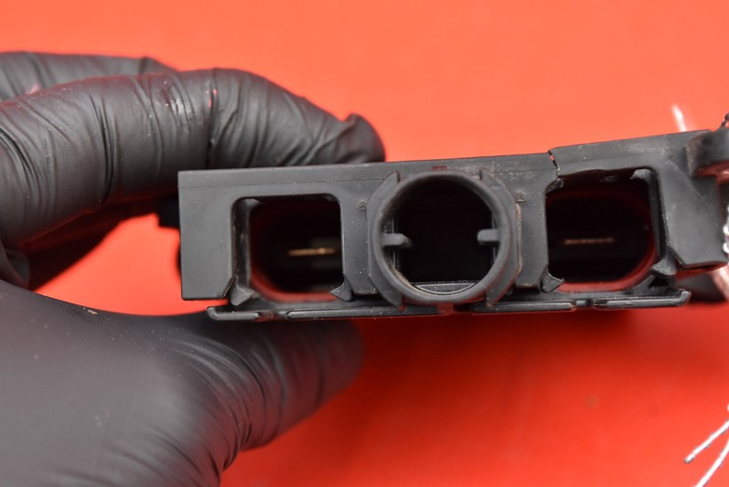 фото №8, Блок управления модуль вентилятора 9153418-02 bmw f07 gt 2.0 d 184 km lift 13-17