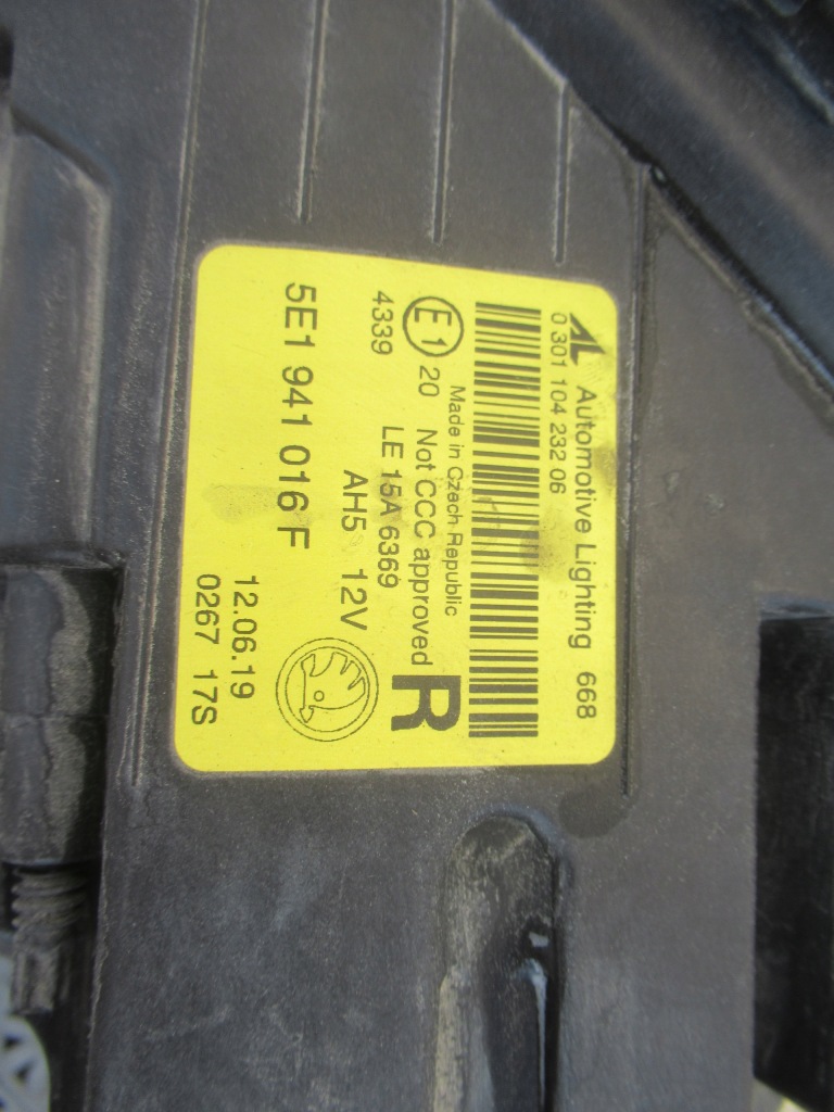 фото №7, Лампа передня права skoda octavia iii lift led