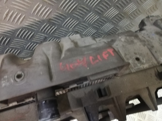 фото №5, Pas передний комплект peugeot 407 lift 2.0 rhh aut