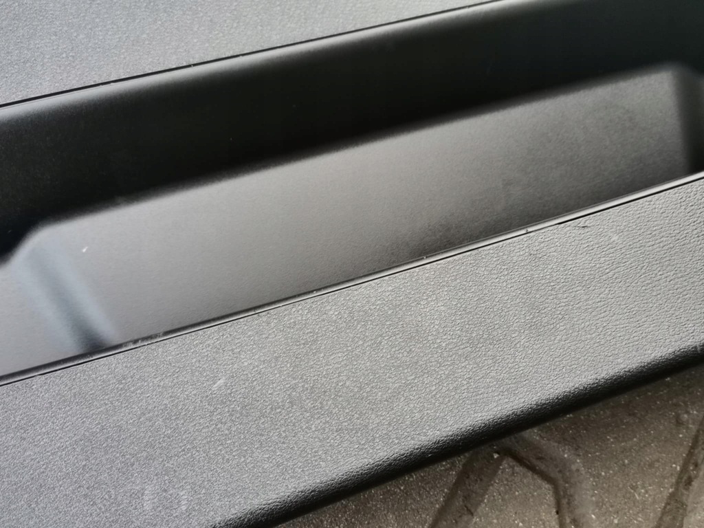 фото №8, Оббивка кришки задня bmw x1 f48 7350844