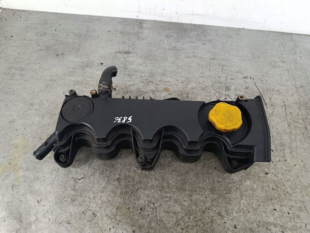 Крышка клапанов opel zafira b 55197017 1.9 cdti Недорого