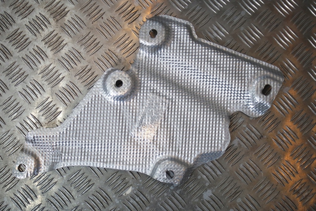 фото №1, Защита тепловая mercedes gt amg a1906823900