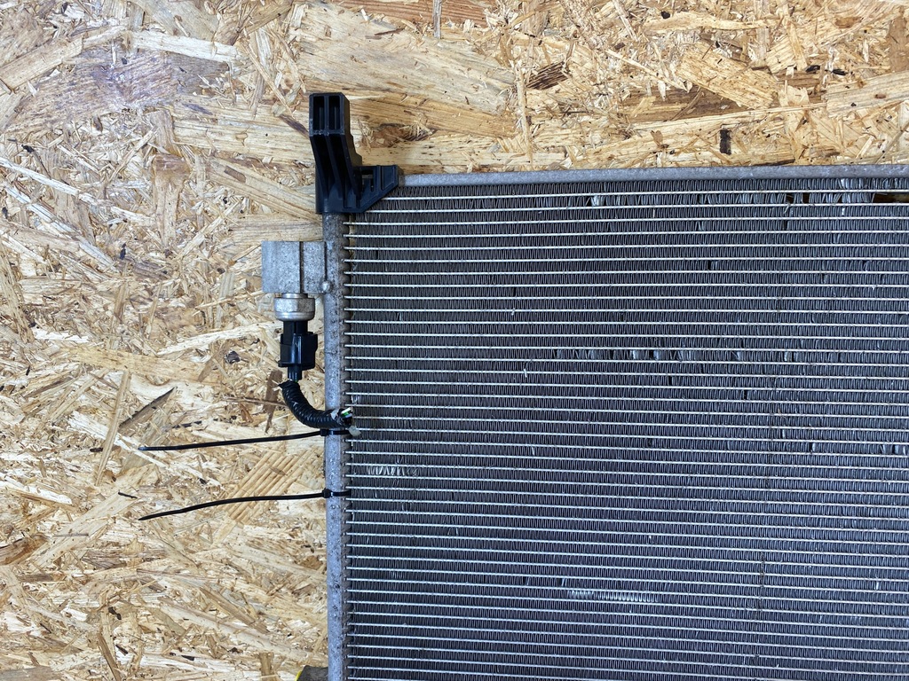 фото №7, Радиатор кондиционера nissan note ii e12 921003va1a 2012-