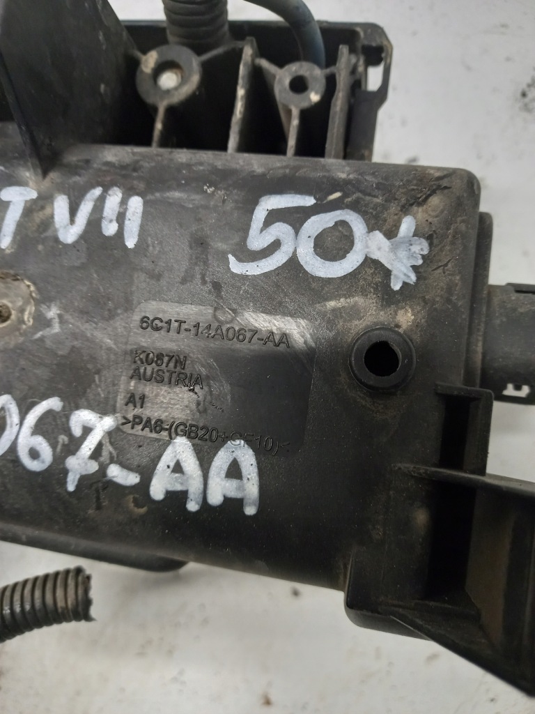 Коробка предохранителей transit mk7 6c1t-14a067-aa в Украине