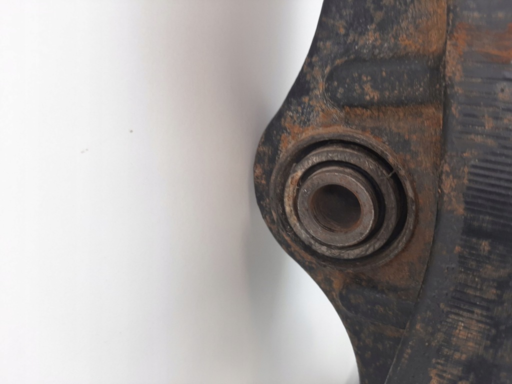 фото №11, 2007 jeep commander рычаг передний нижний