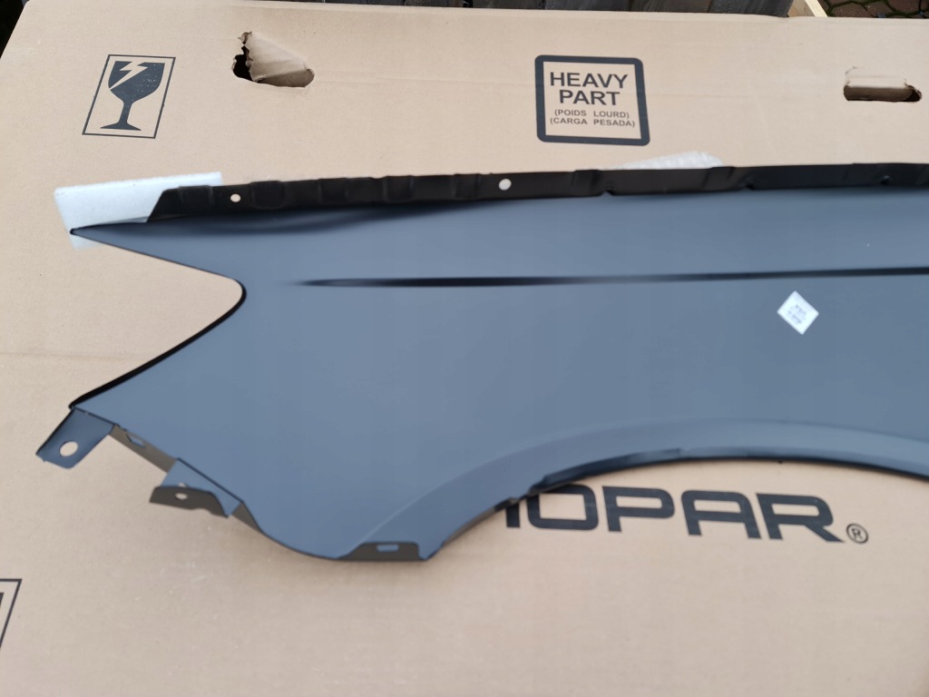 фото №5, Крыло правый chrysler 200 2011 2013 cabriolet