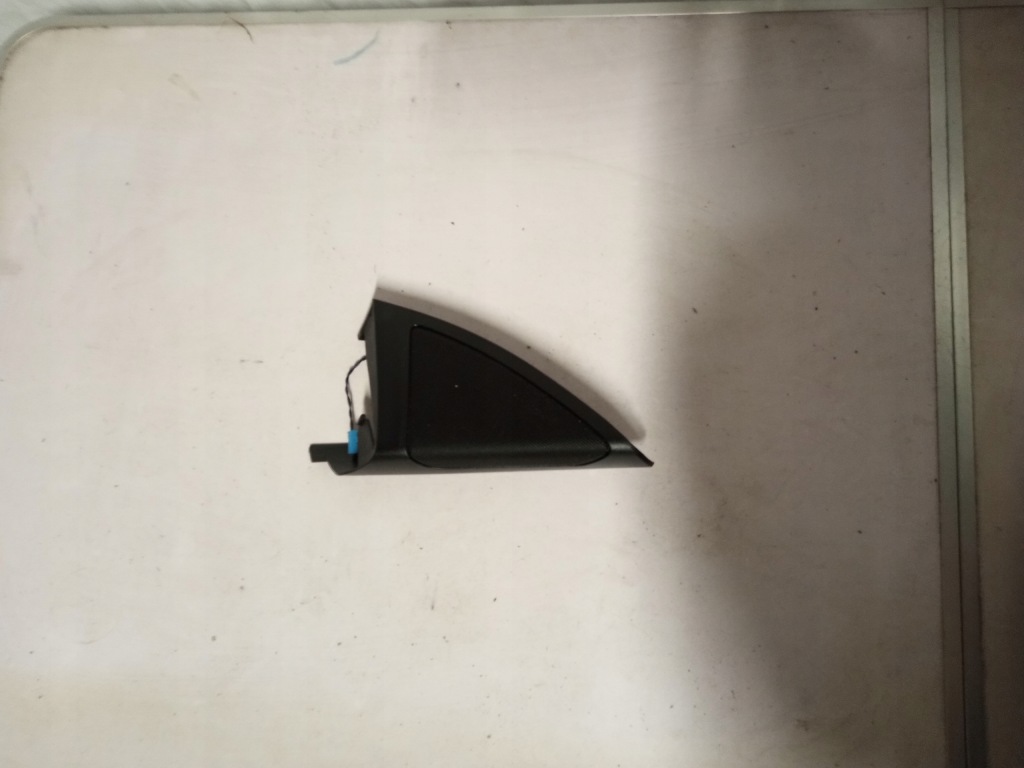 фото №1, Bmw x3 g01 x4 g02 треугольник защита динамик дверь правый 7419326