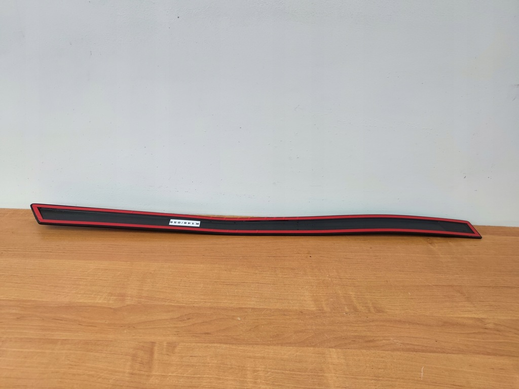 фото №2, Kia carens 4 iv ліва молдинг накладка двері