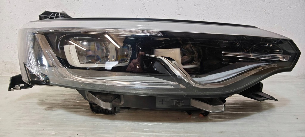 фото №1, Лампа правый перед renault espace v led pure vision