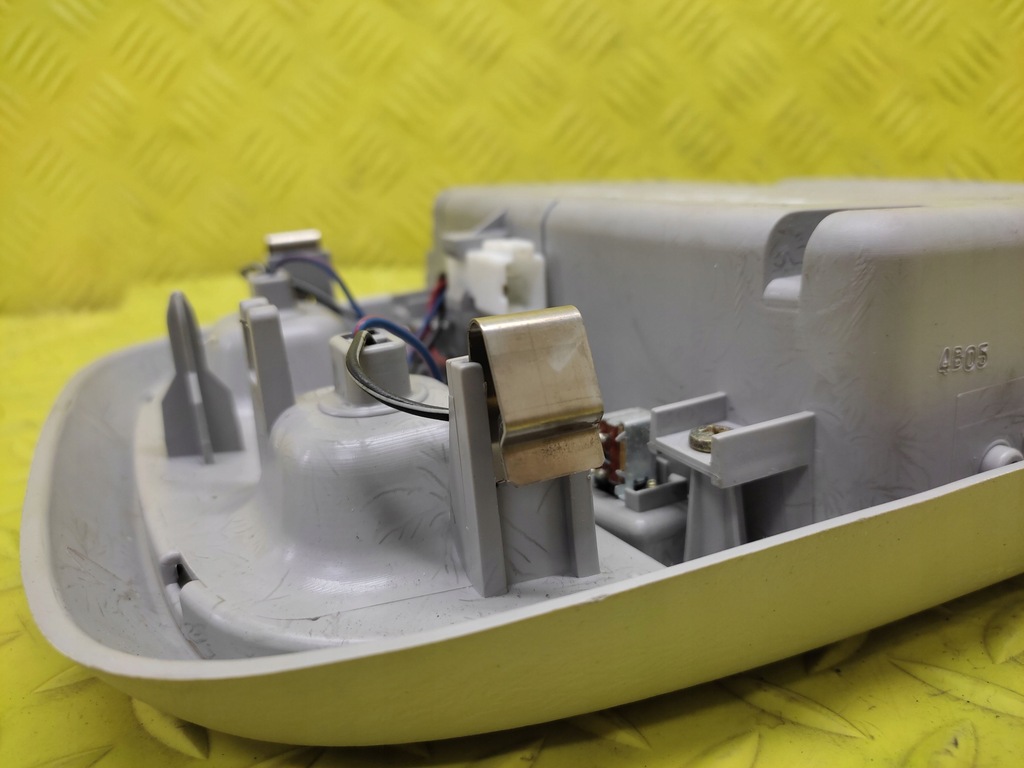 фото №12, Mazda mpv лампа освещение кабины