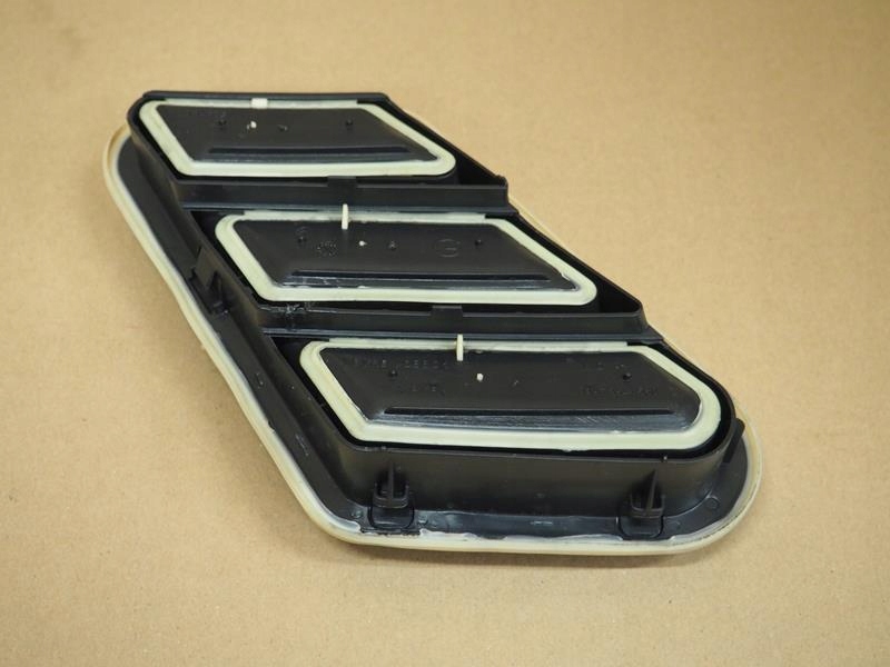 фото №1, Решётка вентиляции левая berlingo iii partner iii