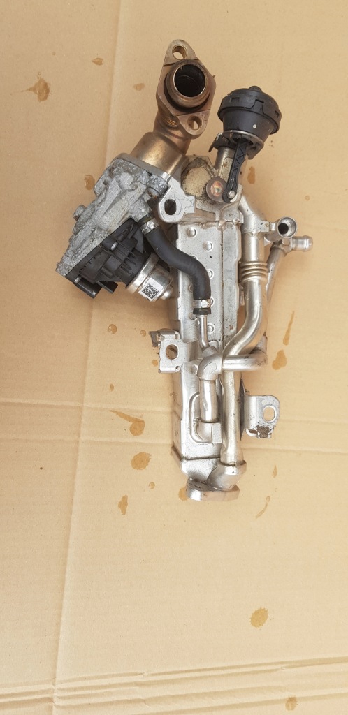 фото №1, Bmw f10 f20 f30 радиатор выхлопных газов клапан egr 8518202