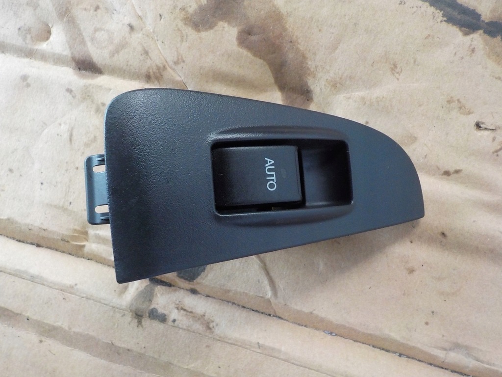 фото №1, Toyota avensis t25 перемикач скло правий задня