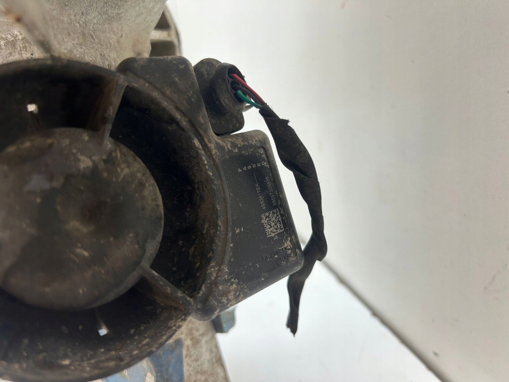 2016 tesla model s подрамник p105627700e Недорого