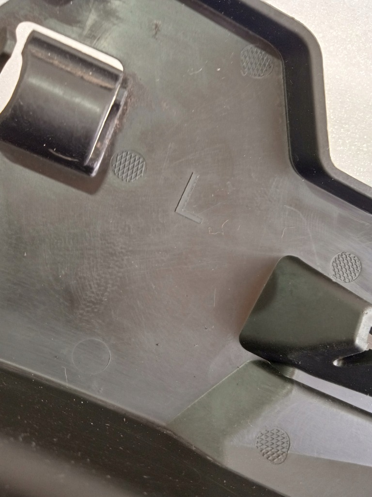 фото №9, Renault clio v rs решітка впуск повітря лівий перед