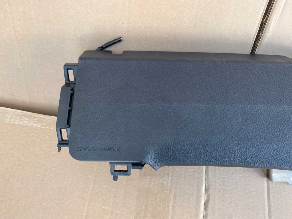 фото №5, Подушка коленная пассажира subaru impreza va uk