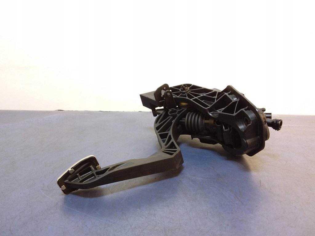 фото №3, Ford ecosport mk2 педаль сцепления h1bc-7b633-c1e