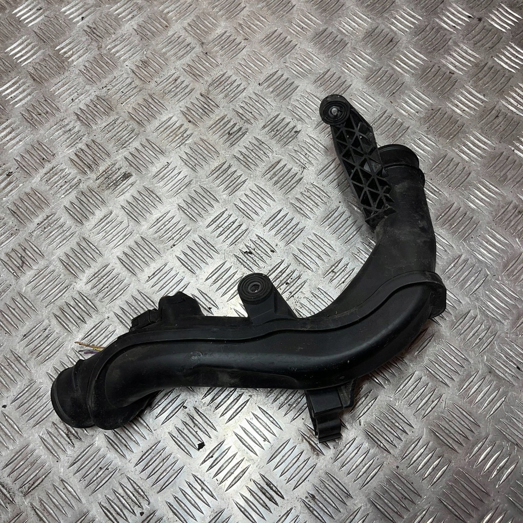 фото №1, Wąż / труба интеркулер volkswagen passat b6 2006 5n0145770a