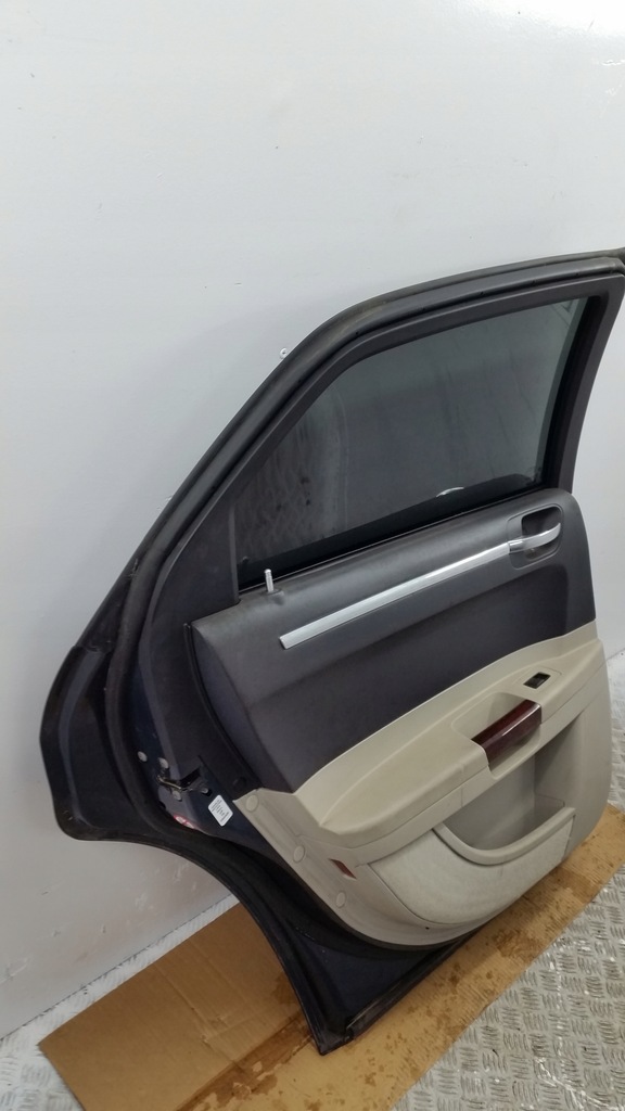 фото №10, Дверь левый задняя chrysler 300c