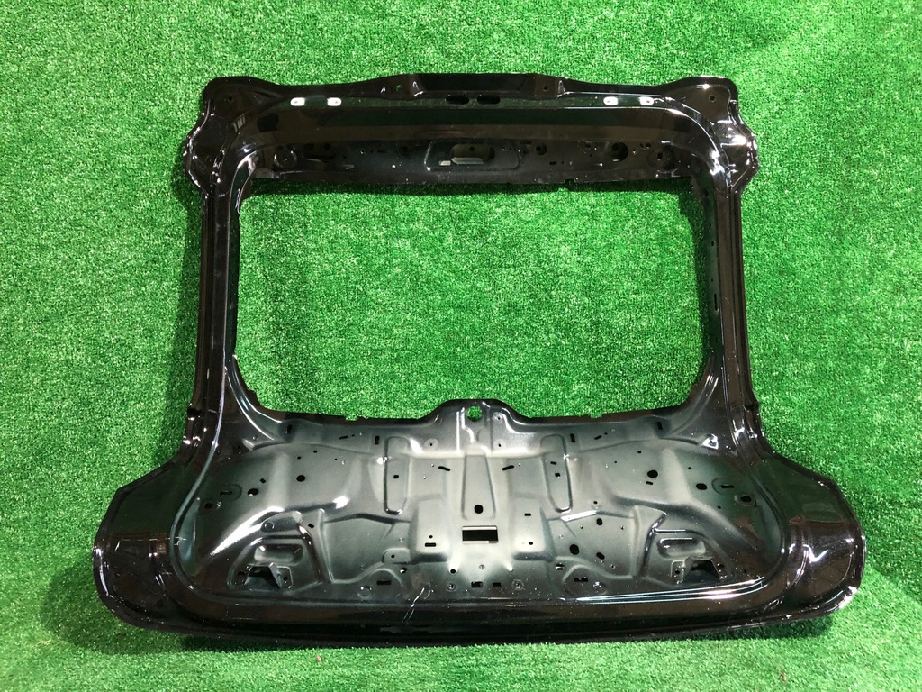 фото №3, Крышка багажника задняя задняя volvo xc40 17-