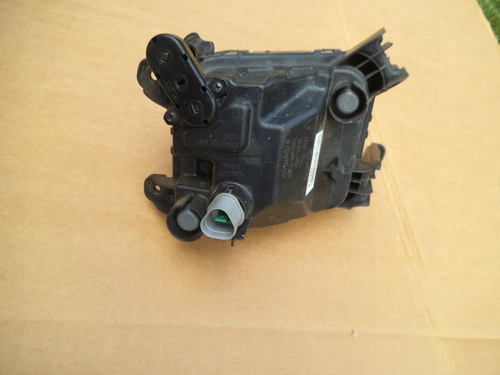 фото №7, Led противотуманная фара kia оригинальный номер 92202-f1100