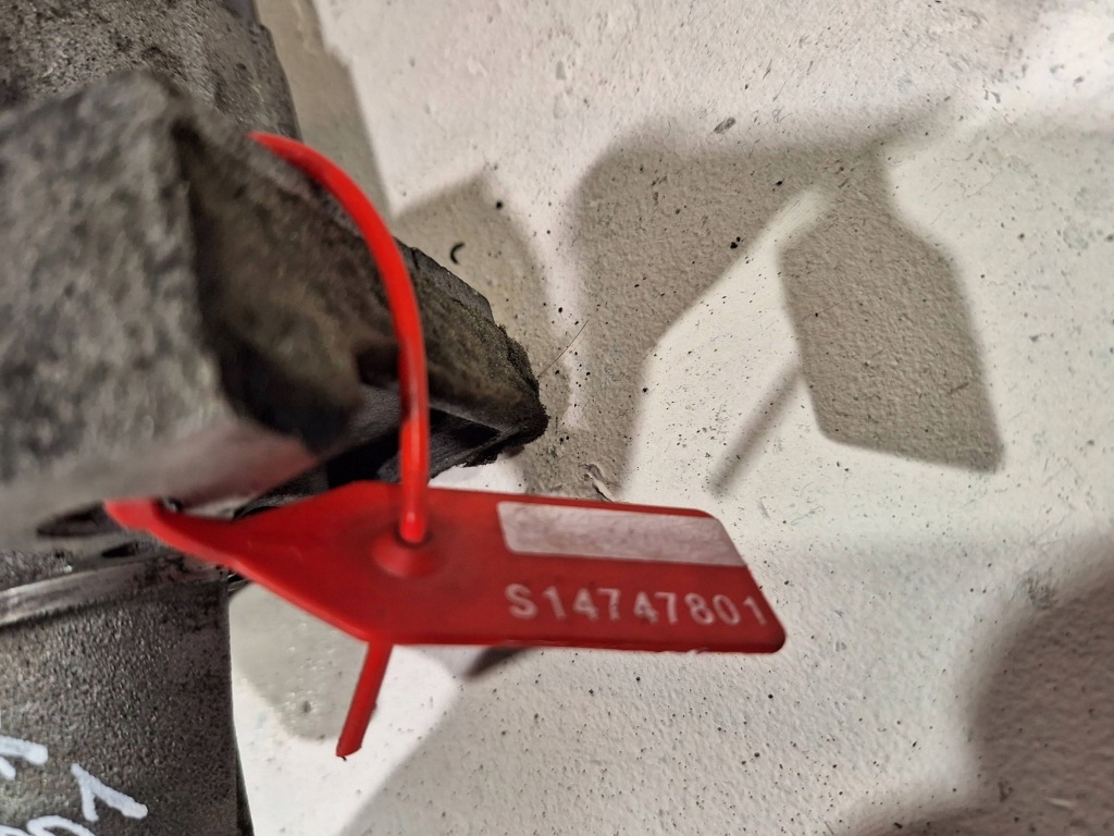 Стартер 233004483r renault megane iv 1.5 adblue 16- Зі Шроту