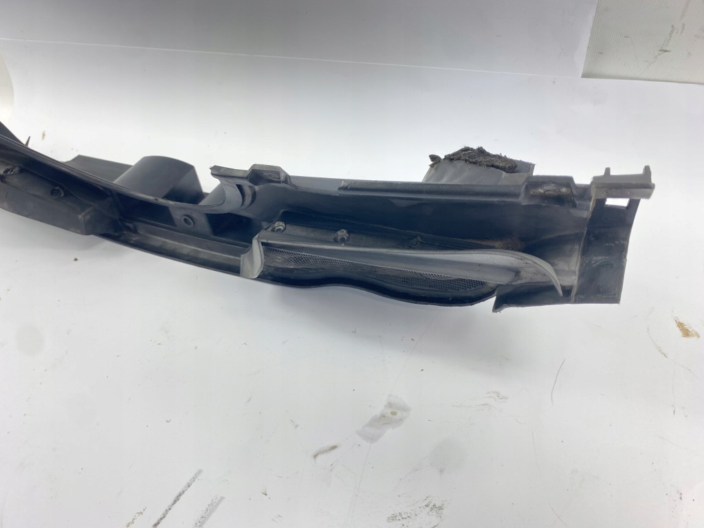 Жабо средний пластик защита дворники mercedes w124 1246200978 Цена