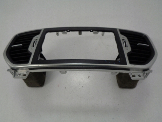 фото №2, Kia sportage iv рамка радио вентиляция