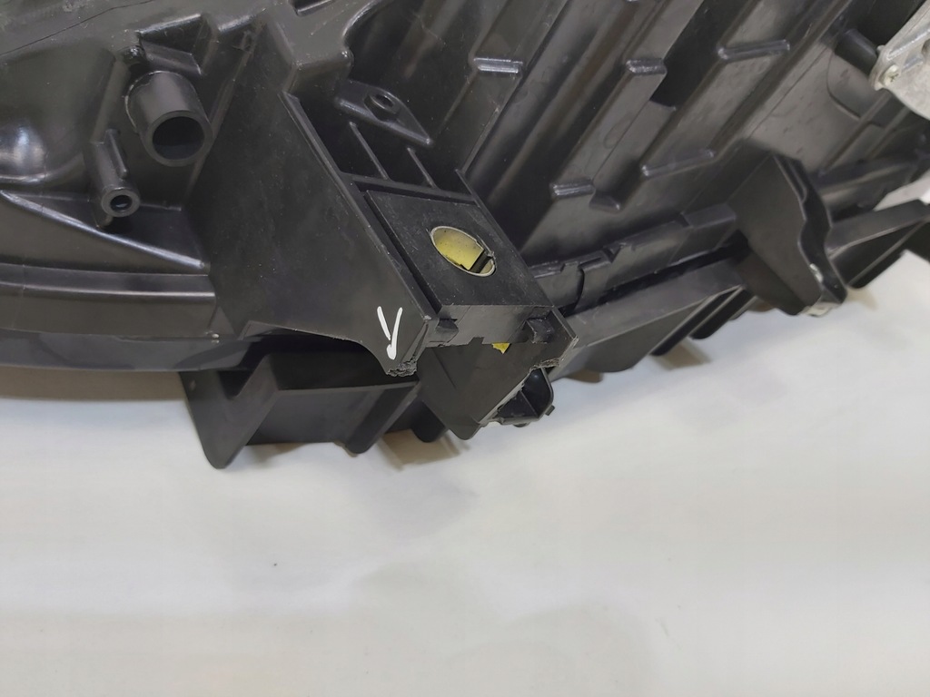 фото №12, Alfa romeo mito - лампы led задние r/l - 11876