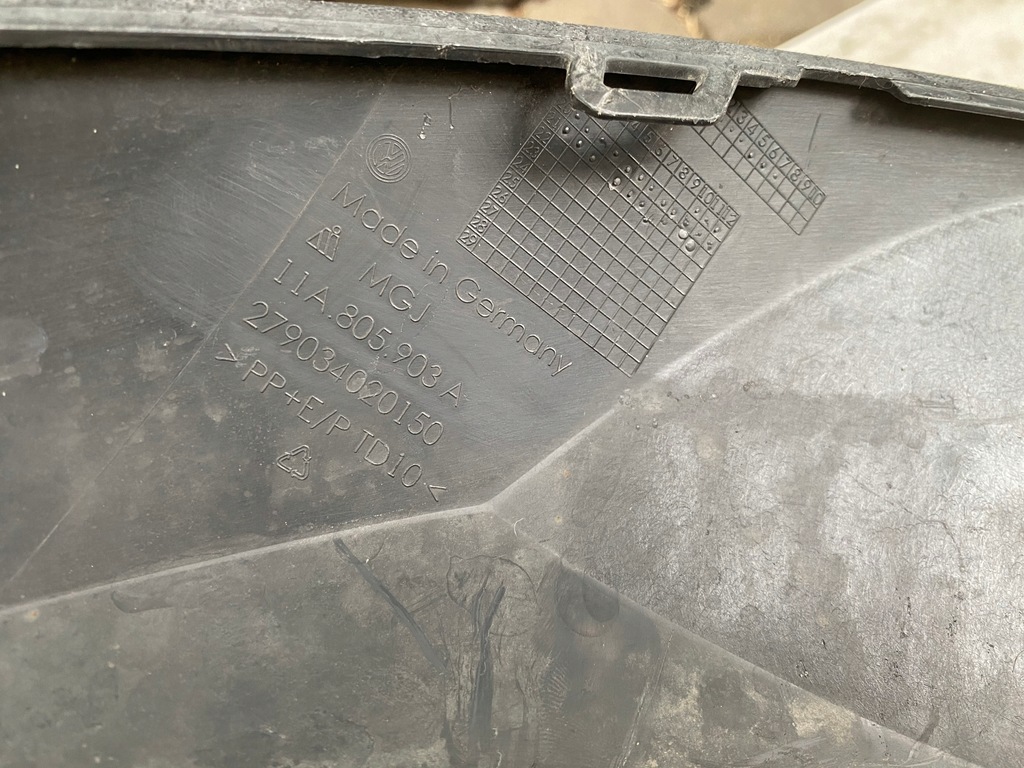 фото №7, Спойлер накладка бампера перед vw id4 id.4