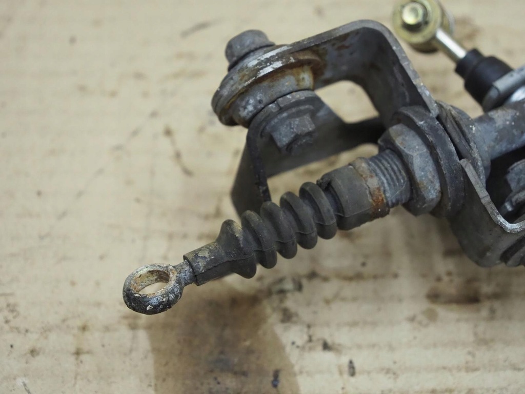 фото №11, Subaru legacy iii 02r 2,0b трос передач