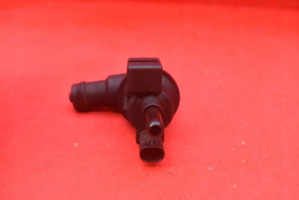 Клапан пального вентиляційний 7614013 bmw f44 gran купе 2.0ix 306 km 19-21 Недорого