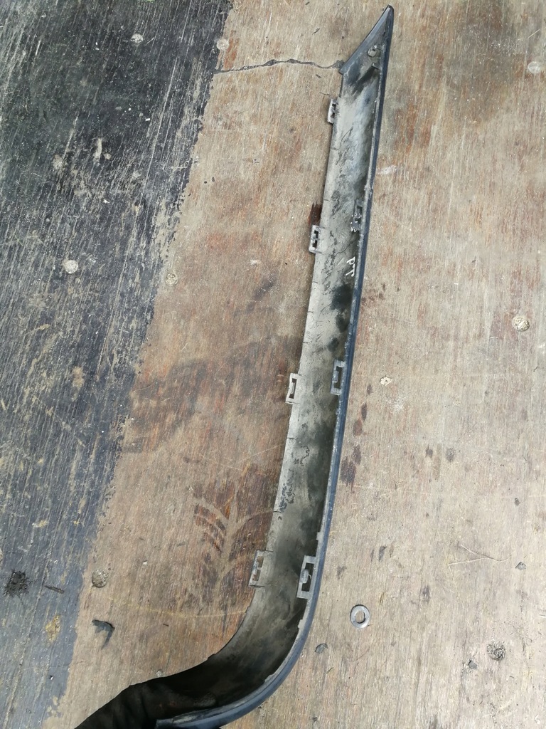 фото №5, Молдинг бампера правый задняя широкая лампа bmw e30