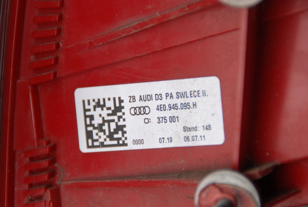 Фара led l / p задній w крила audi a8 d3 2 рестайлінг Недорого