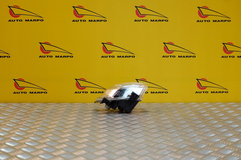 фото №3, Jeep renegade 2015- противотуманная фара поворотник левый led