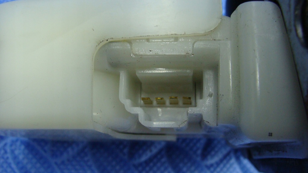 фото №5, Замок крышки задняя nissan juke i f15 905429u00a