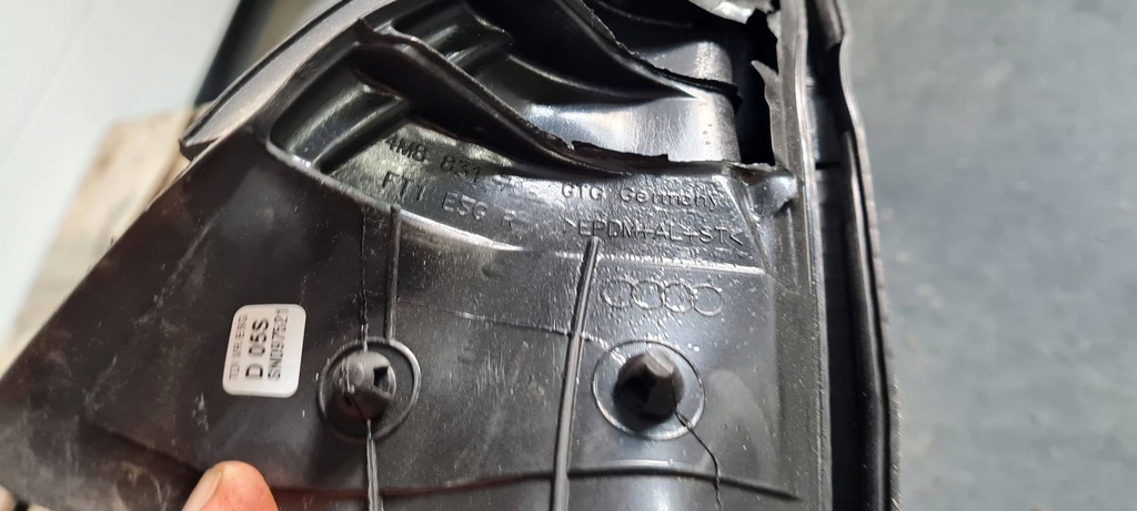 фото №10, Sq8 4m rsq8 q8 прокладка резиновый дверь правая правый перед 24r 4m8831708d