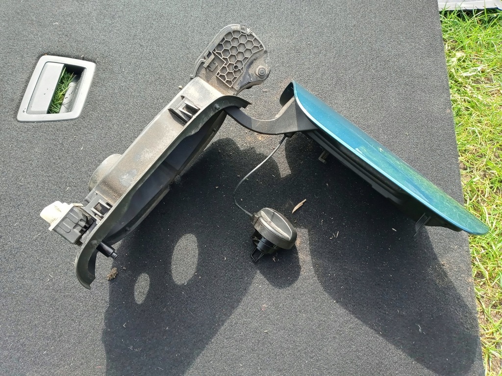 фото №1, Крышка топлива peugeot 308 iii t10 21-