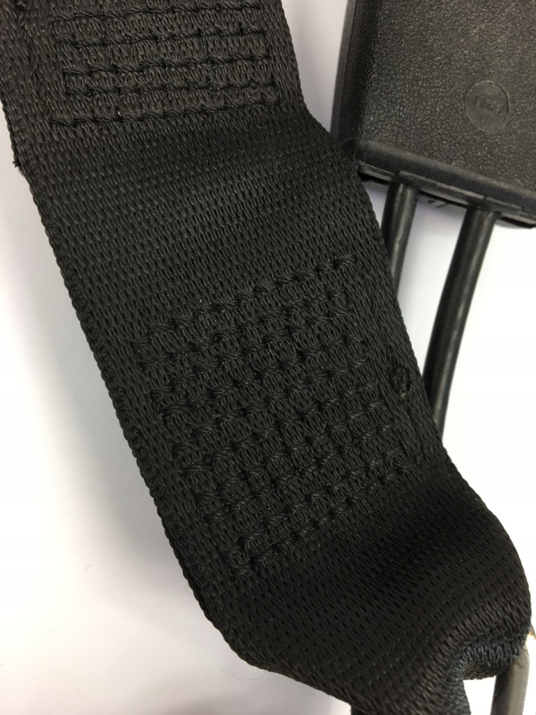 Клипсы ремней безопасности задние mercedes w124 sedan 1248601696 Доставка