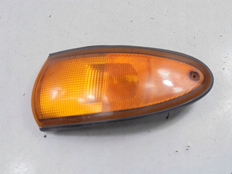 фото №5, Isuzu gemini поворотник правый 212-21452