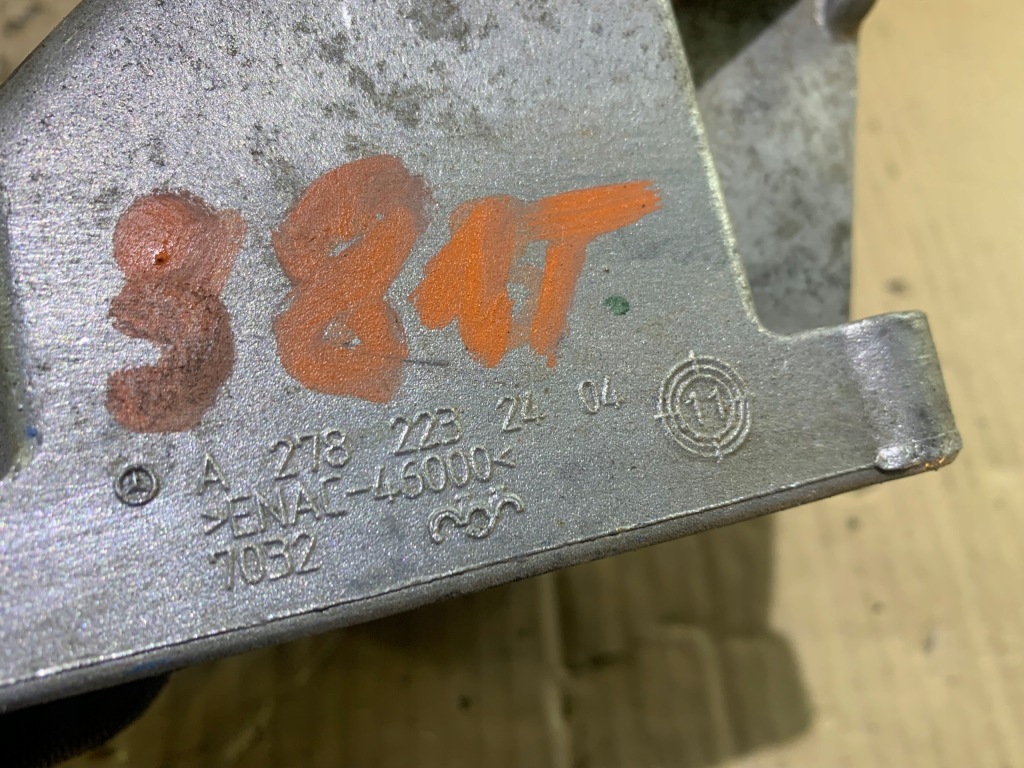 фото №5, Кронштейн двигателя mercedes cls c218 5.5 m157