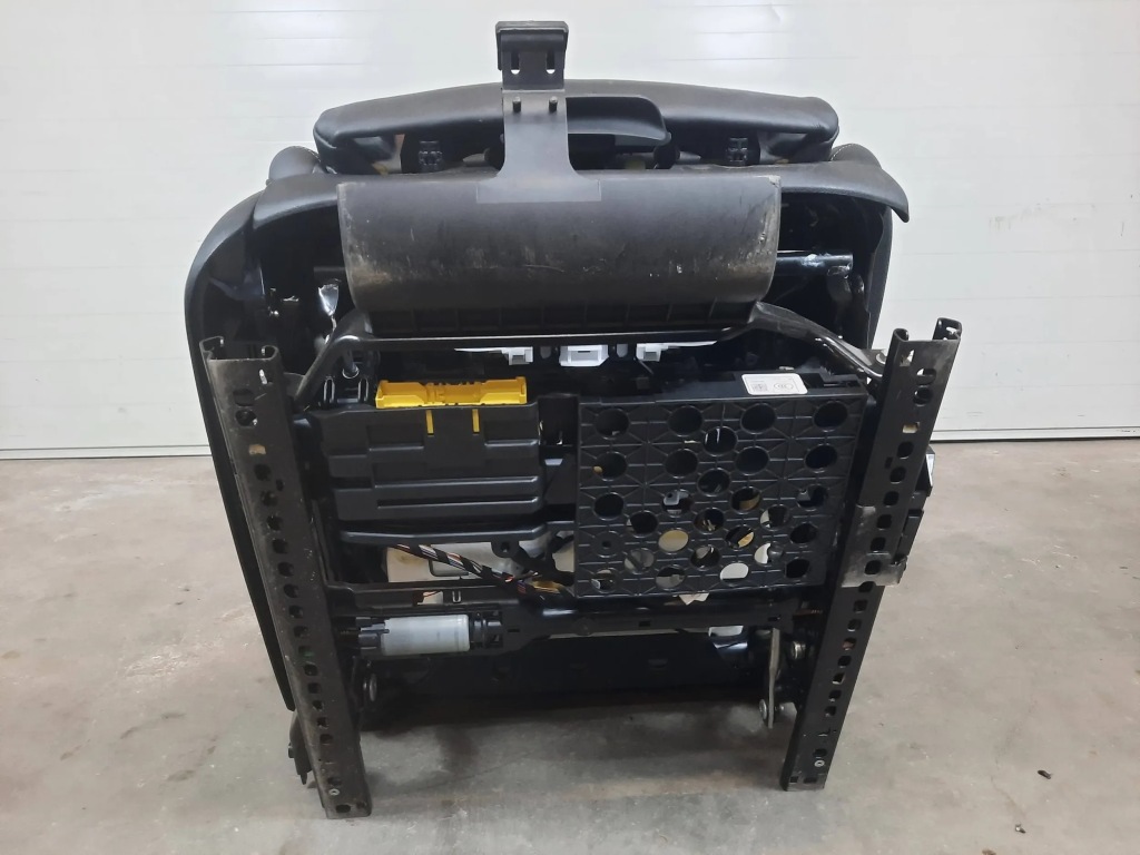 фото №14, Сидіння заднє сидіння середина wnątrze обшивки тунель чорні bmw x5 g05