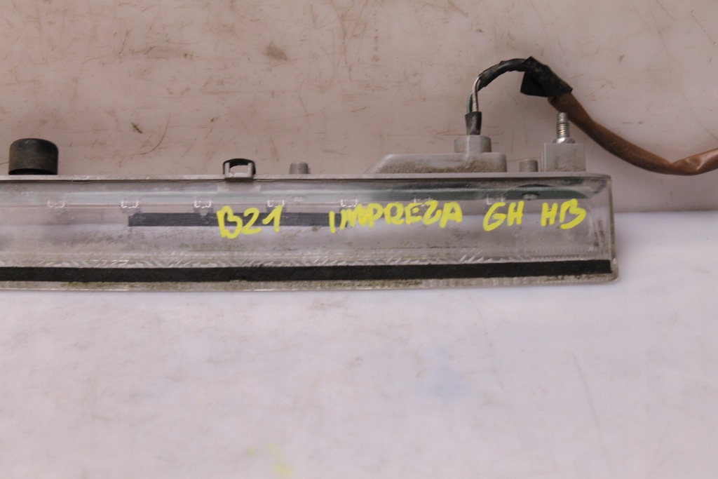 фото №4, Третий свет стоп subaru impreza gh hb 07r-