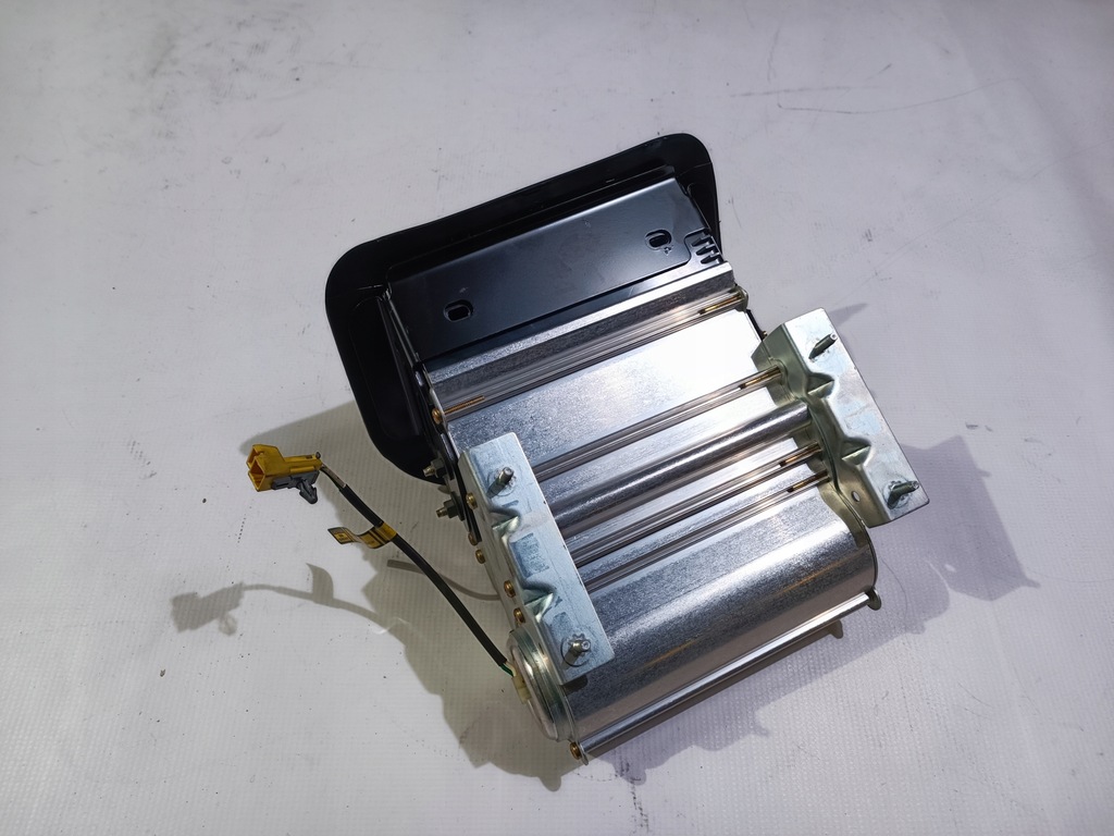 фото №8, Подушка воздушная пассажира подушка безопасности chevrolet corvette c5